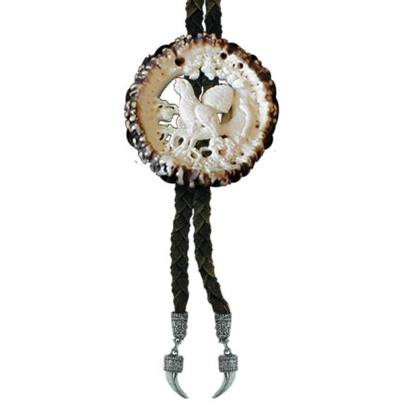 Cravattino con vero corno di cervo. Corda in cuoio. Gallo Cedrone. 176137