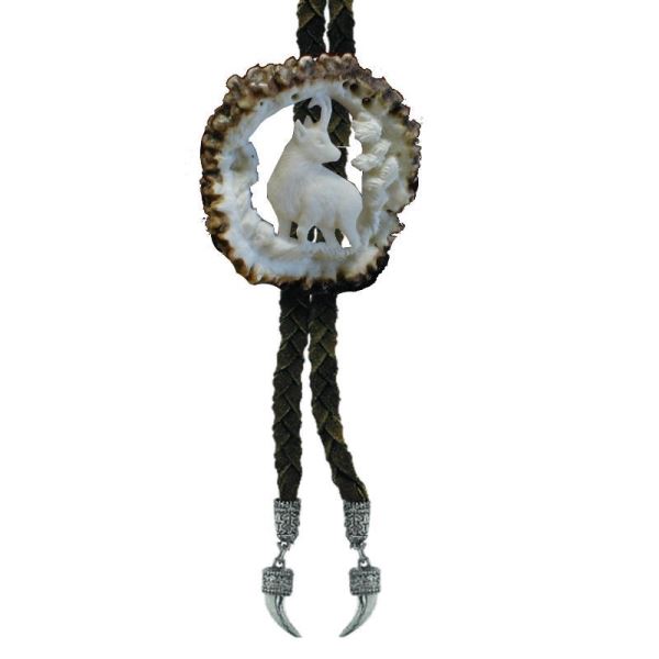 Cravattino con vero corno di cervo. Corda in cuoio. Camoscio. 176143