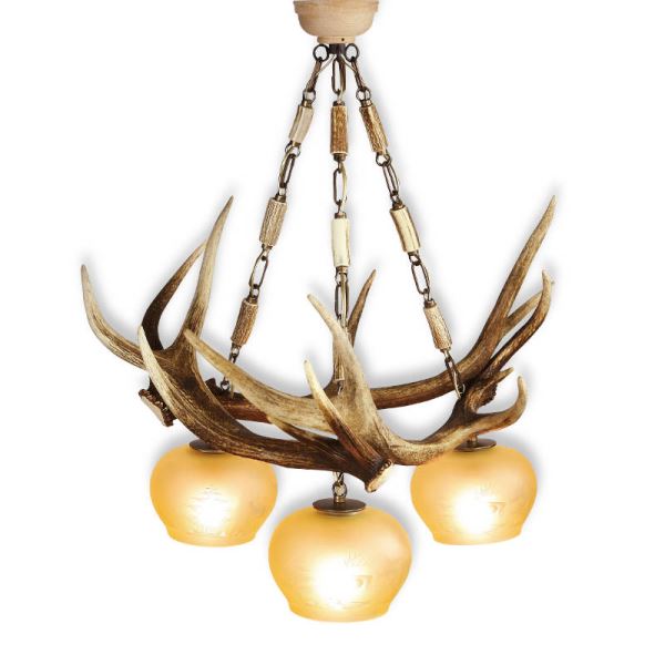 Lampadario con vere corna di cervo. Luci: 3xE27 M: 55x55x60cm 1506