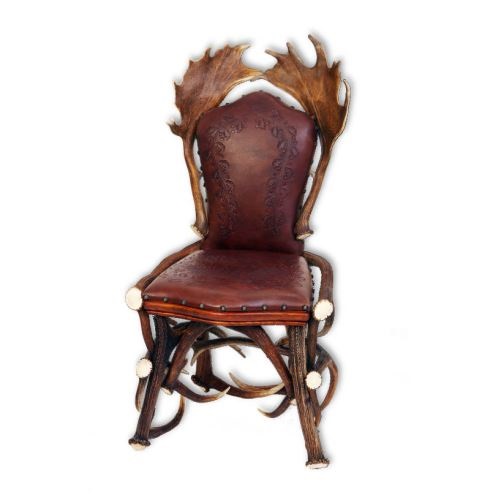 Sedia con vere corna di cervo e daino. M: 60x55cm x H 110cm 114402