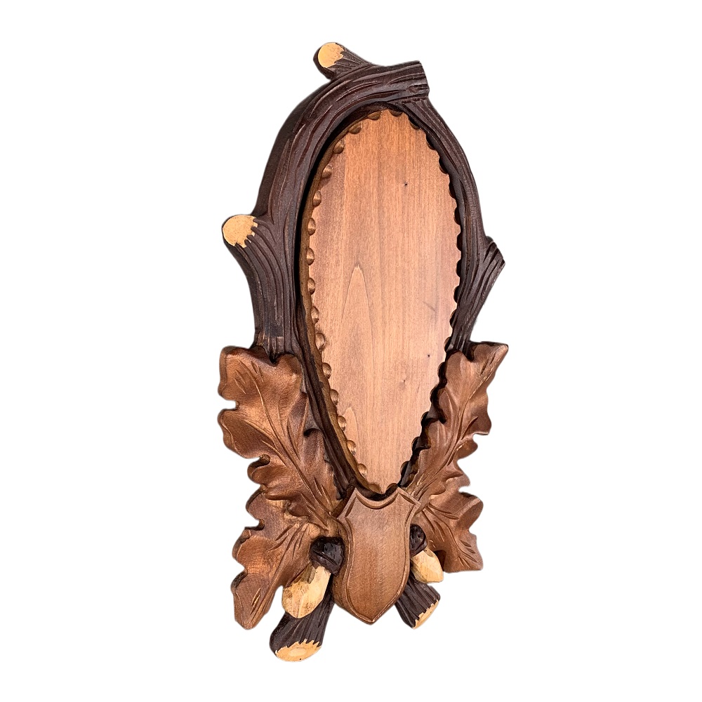 Wooden shield for roedeer trophy. Plaque. Antlers. 29x17cm 031702