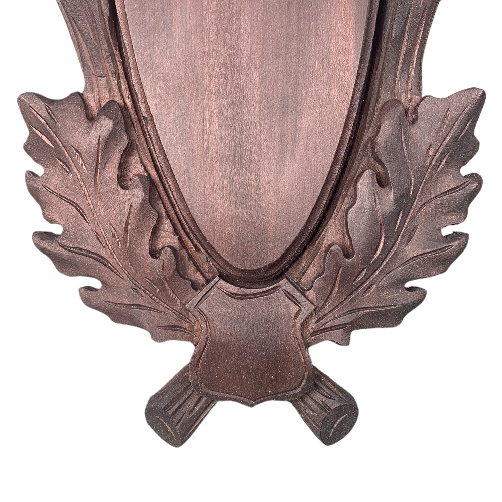 Scudo di legno per trofeo capriolo. Corna. Caccia 30x18cm 032801